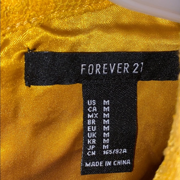 GORGEOUS DRESS - Picture 3 of 7